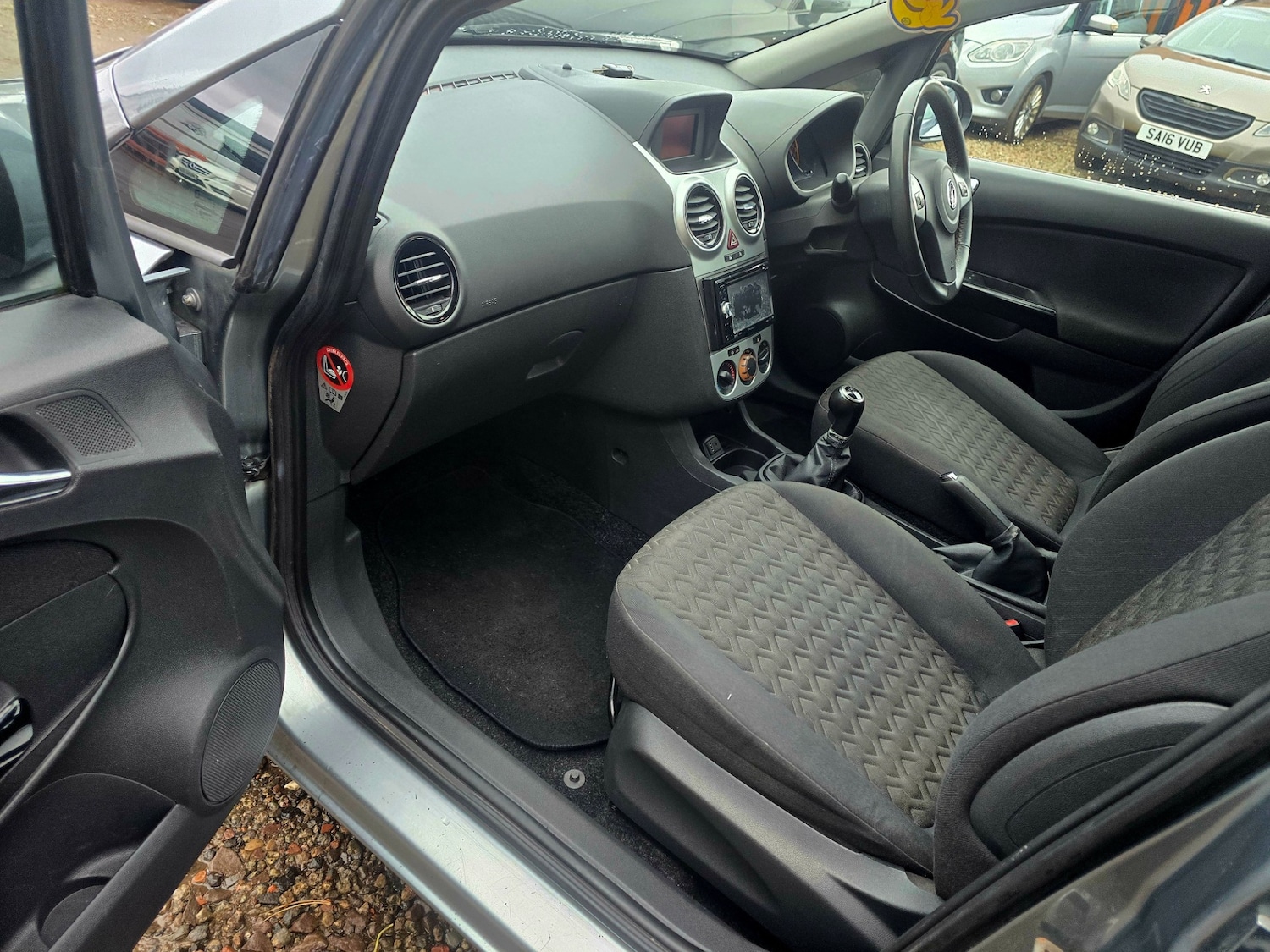 Used Vauxhall Corsa 2013 for sale - 77919452: Photo 9