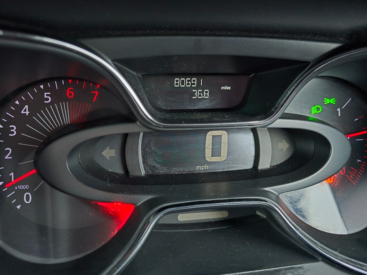 Used Renault Captur 2016 for sale - 76847339: Photo 22