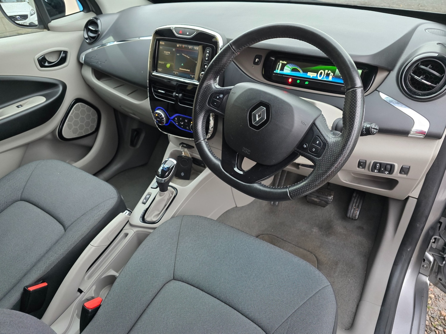 Used Renault Zoe 2016 for sale - 76368986: Photo 19