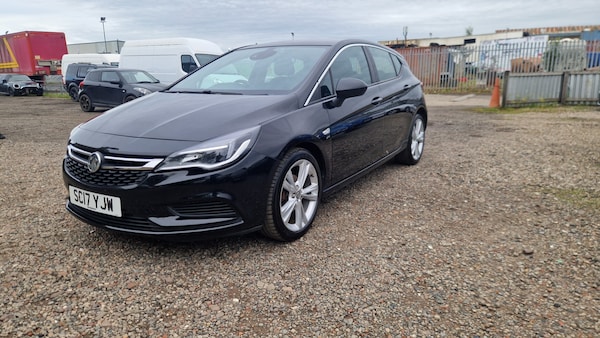 Used Vauxhall Astra 2017 for sale - 75999994: Photo 2