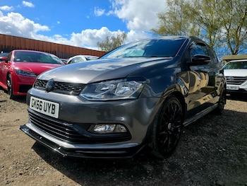 Used Volkswagen Polo 2016 for sale - 78305859: Photo