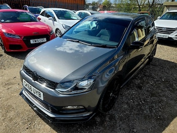 Used Volkswagen Polo 2016 for sale - 78305859: Photo
