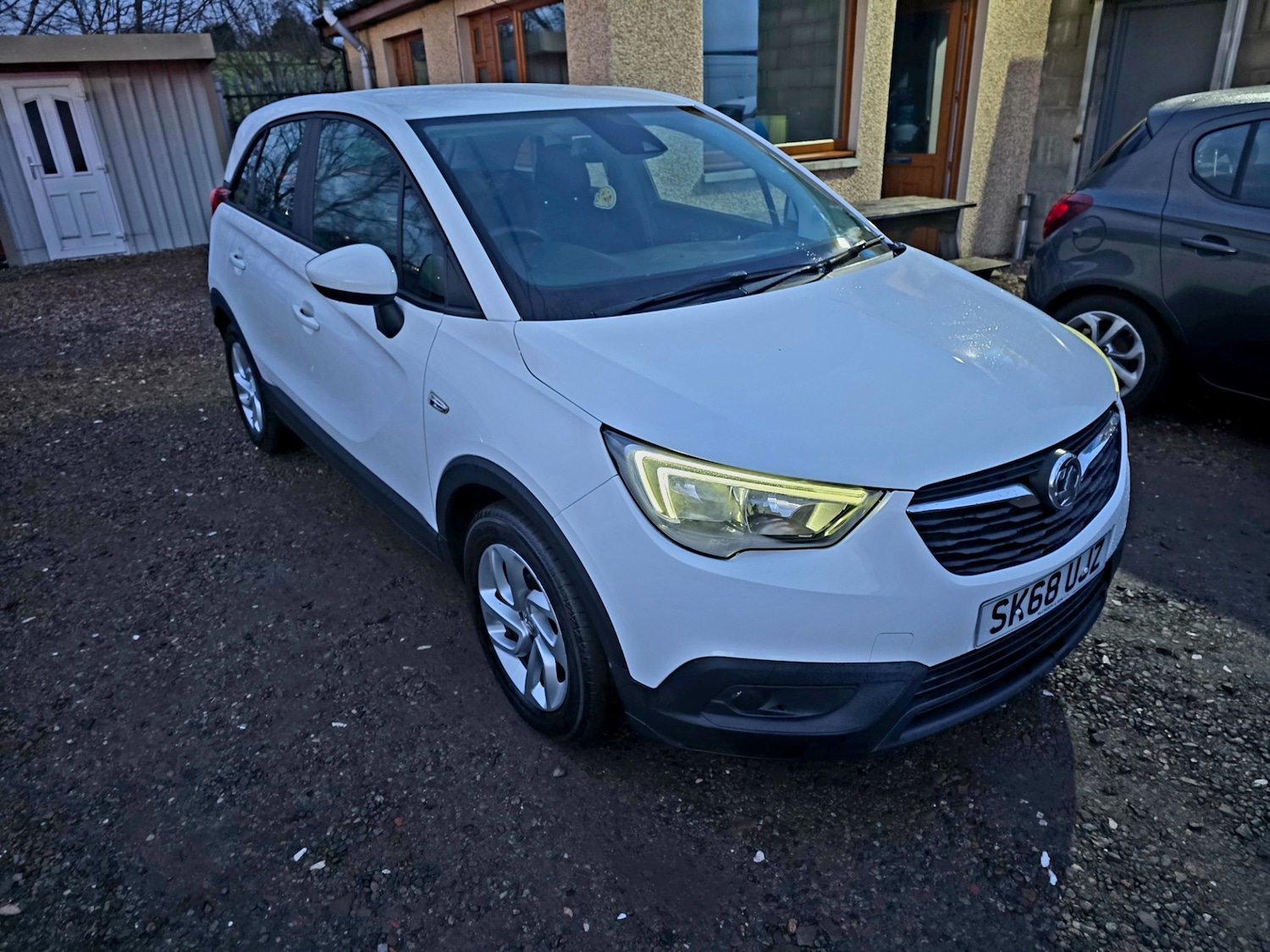 Used Vauxhall Crossland X 2019 for sale - 77080677: Photo 2