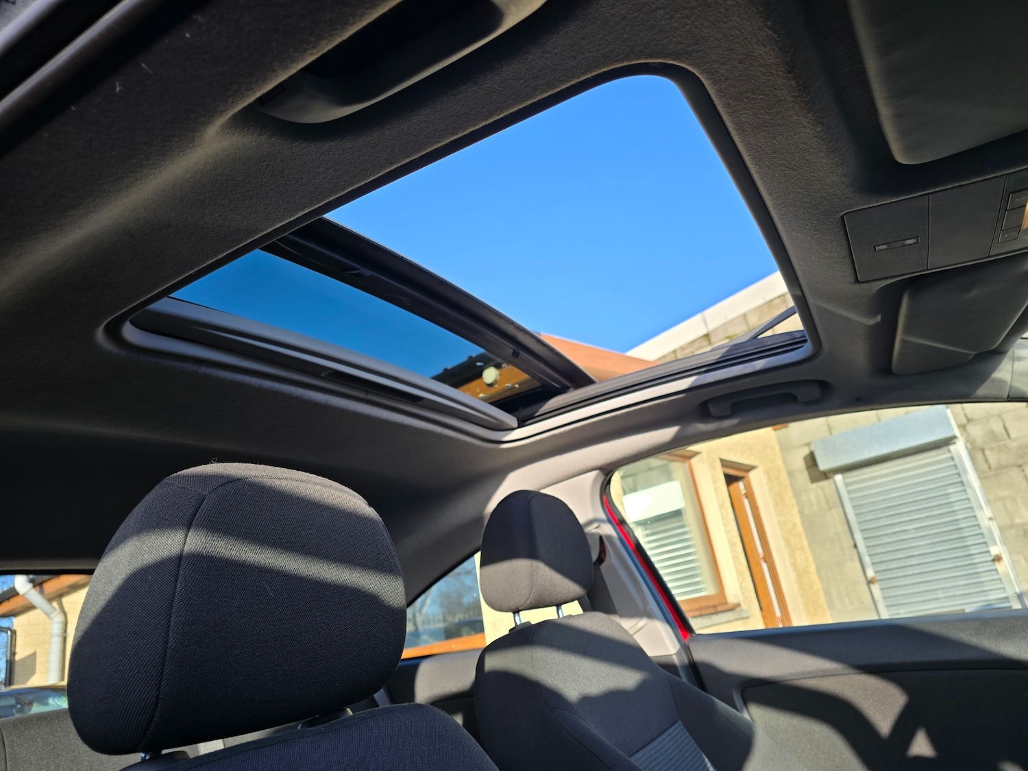 Used Vauxhall Corsa 2009 for sale - 76785485: Photo 10