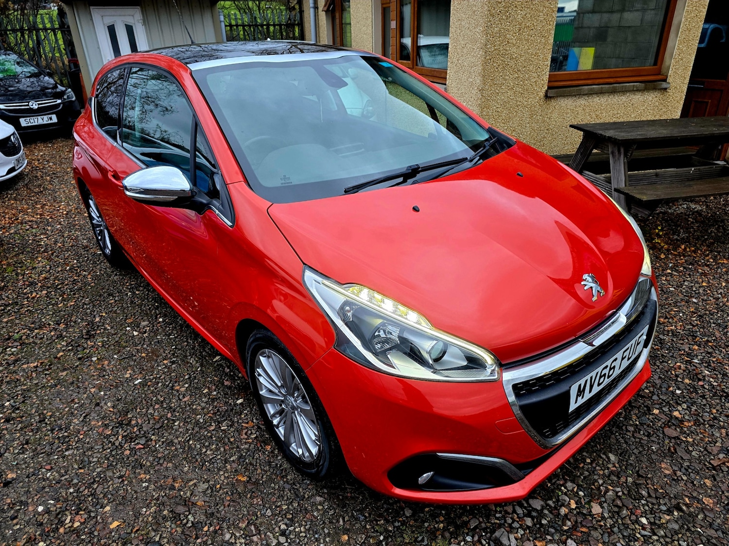 Used Peugeot 208 2016 for sale - 76427848: Photo 1