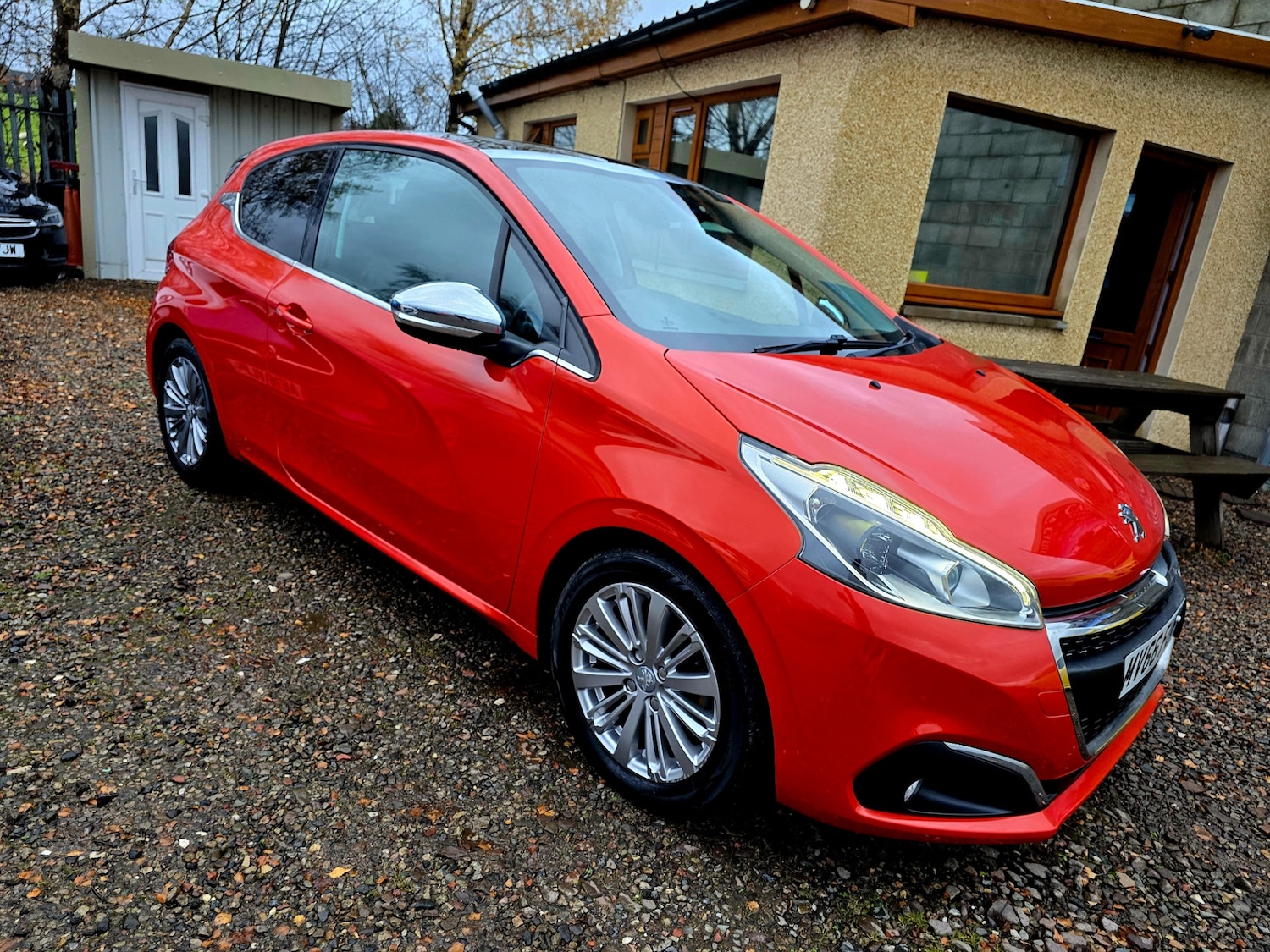 Used Peugeot 208 2016 for sale - 76427848: Photo 3