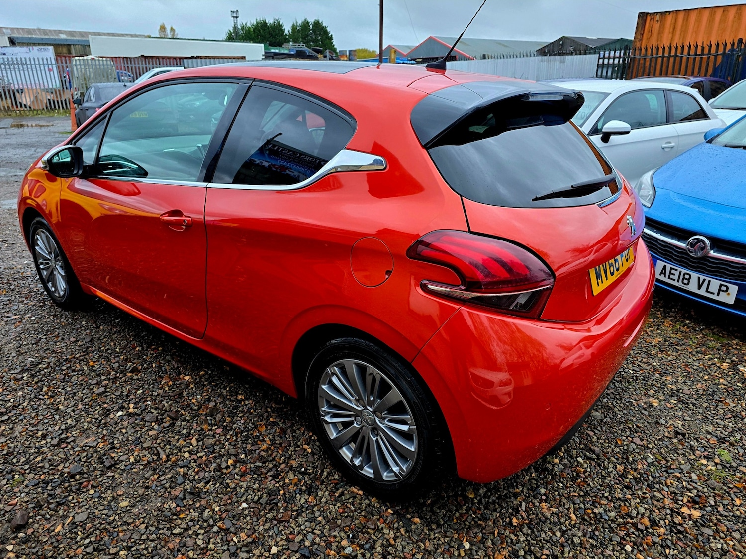 Used Peugeot 208 2016 for sale - 76427848: Photo 6