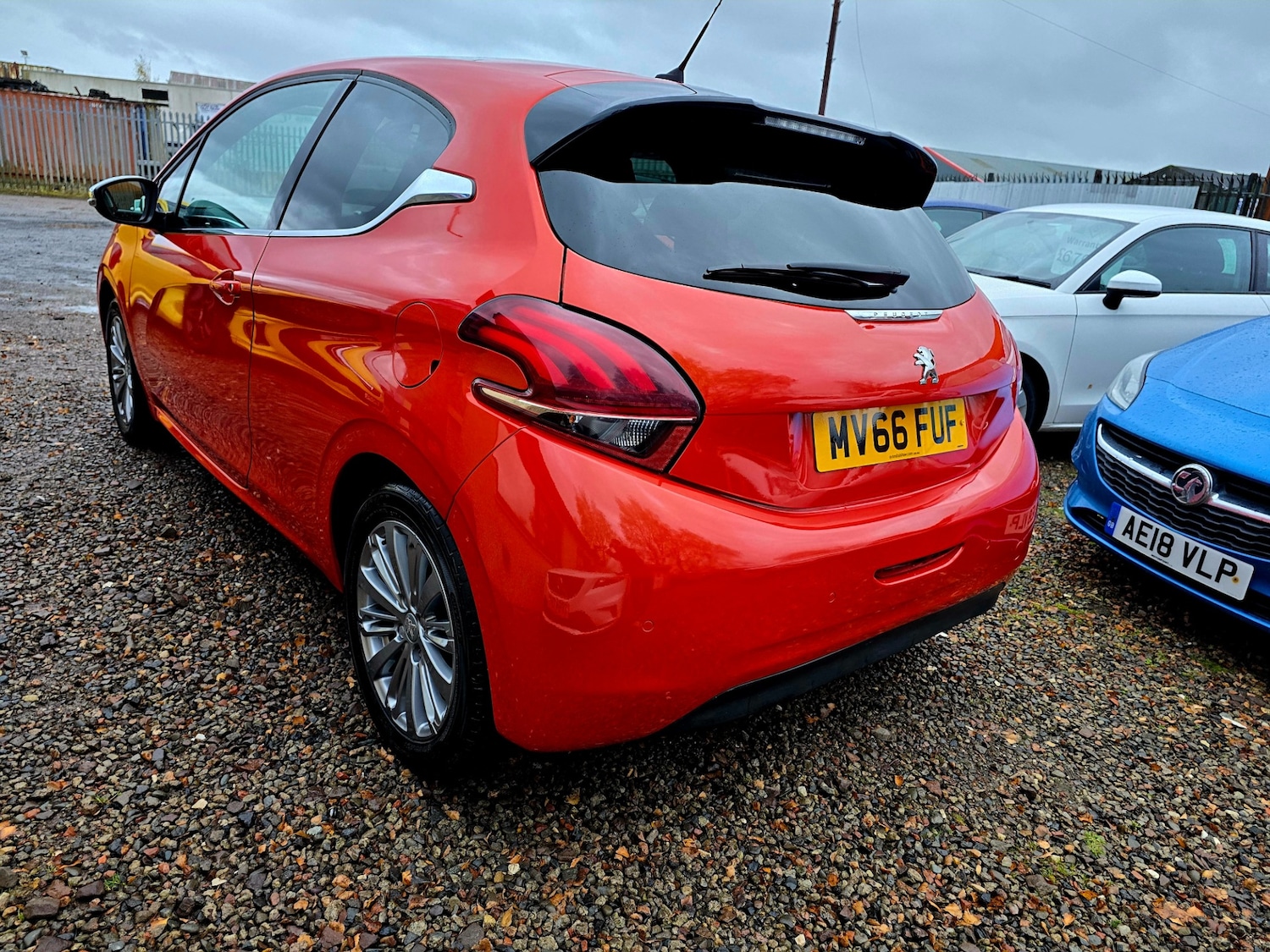 Used Peugeot 208 2016 for sale - 76427848: Photo 9