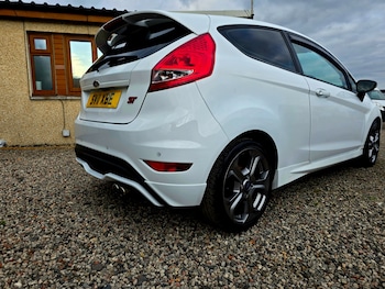 Used Ford Fiesta 2011 for sale - 75656205: Photo