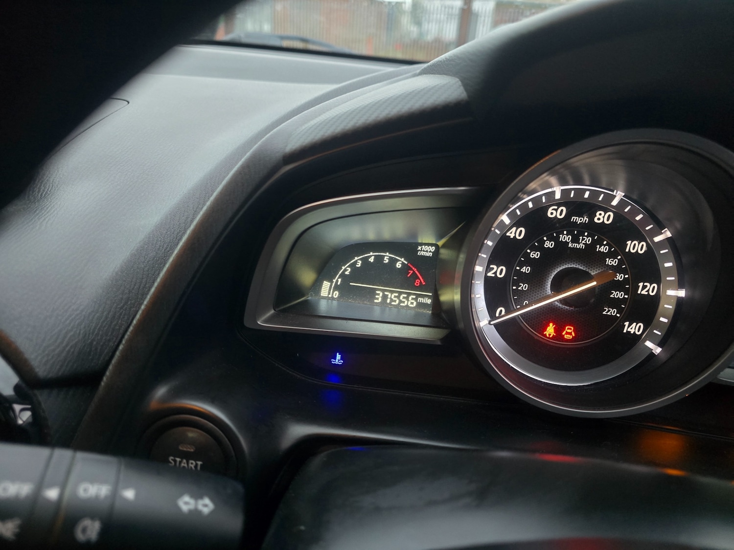 Used Mazda Mazda2 2015 for sale - 77822531: Photo 12