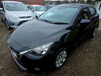 Used Mazda Mazda2 2015 for sale - 77822531: Photo