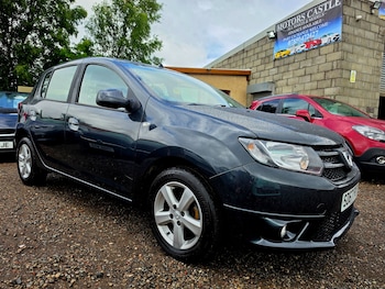 Used Dacia Sandero 2017 for sale - 79463236: Photo