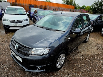 Used Dacia Sandero 2017 for sale - 79463236: Photo
