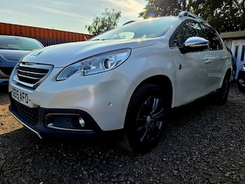 Used Peugeot 2008 2015 for sale - 79179353: Photo