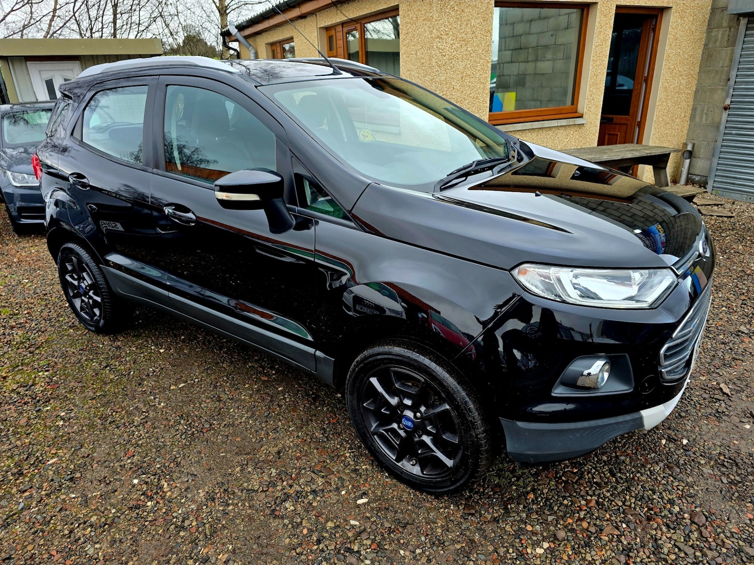 Used Ford Ecosport 2015 for sale - 76664758: Photo 2