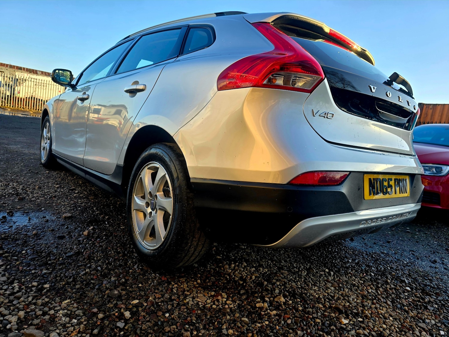 Used Volvo V40 2015 for sale - 77782050: Photo 7