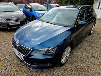 Used Skoda Superb 2017 for sale - 75473130: Photo