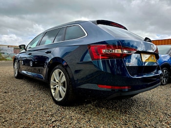 Used Skoda Superb 2017 for sale - 75473130: Photo