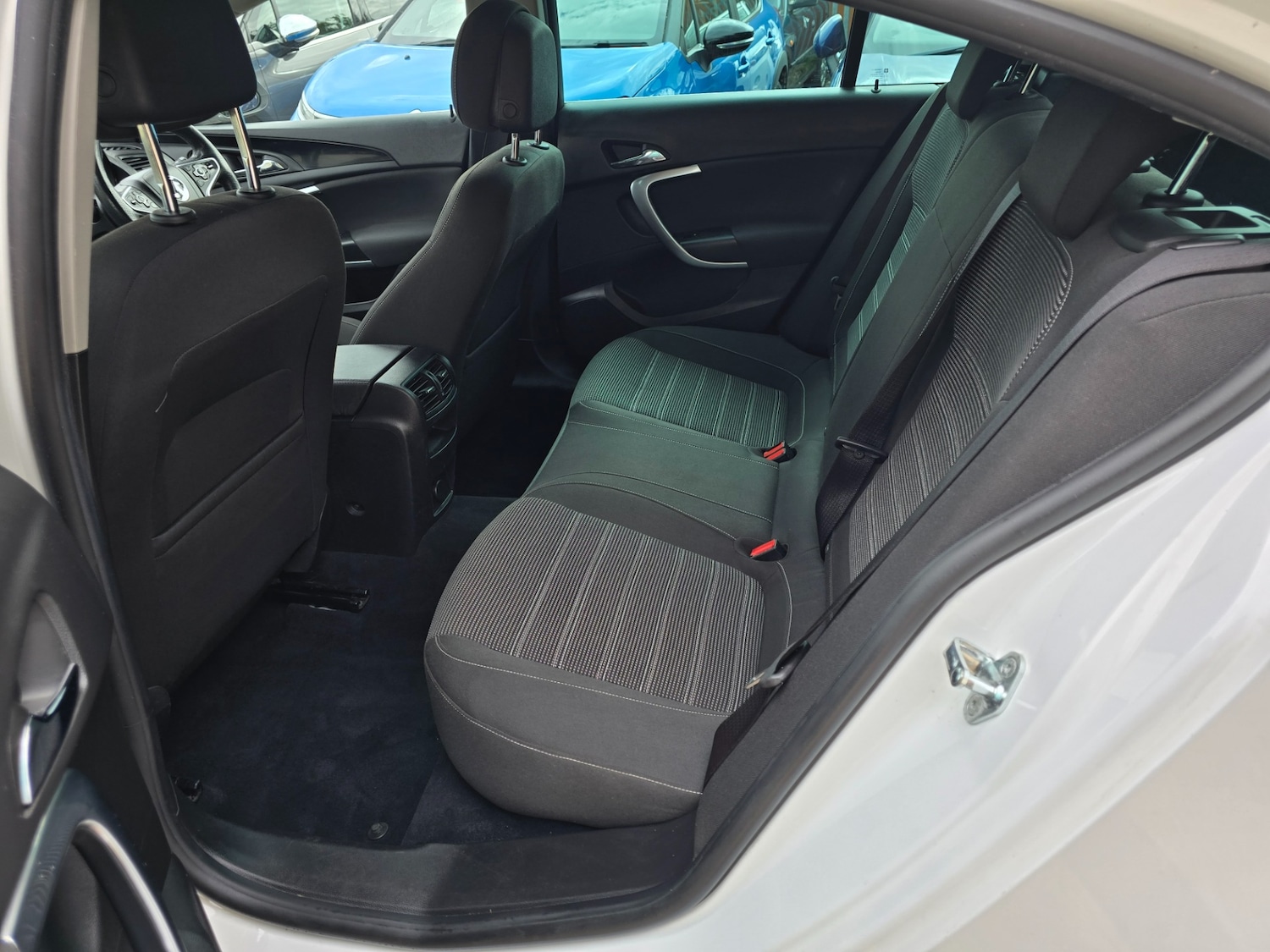 Used Vauxhall Insignia 2014 for sale - 76547960: Photo 11