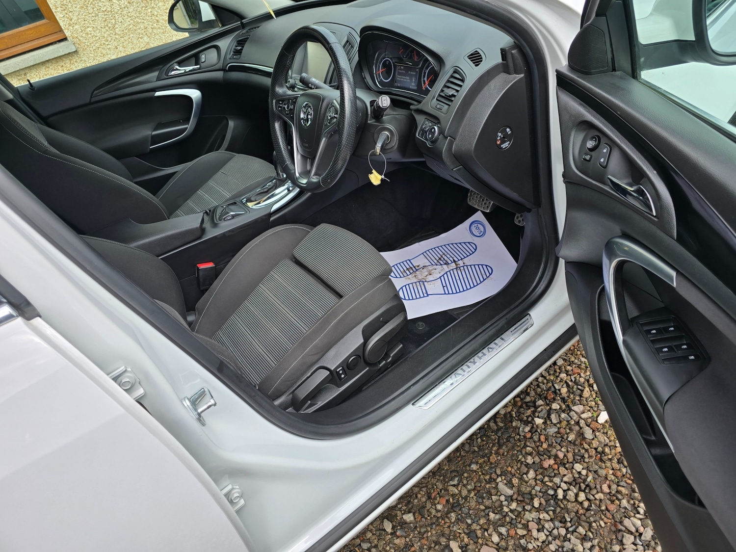 Used Vauxhall Insignia 2014 for sale - 76547960: Photo 9