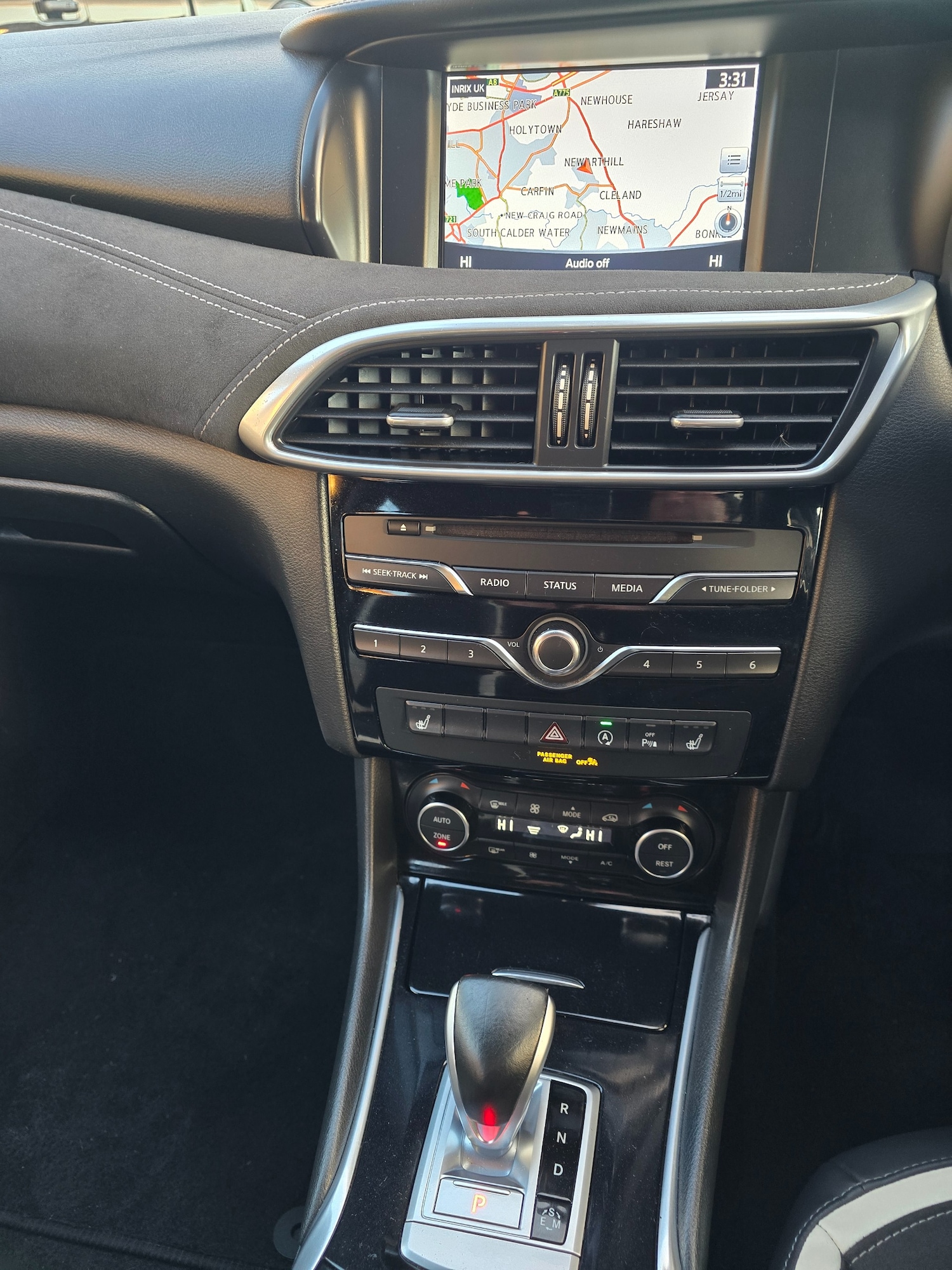 Used Infiniti Q30 2016 for sale - 76627249: Photo 21