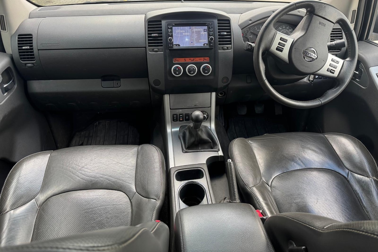 Used Nissan Navara 2011 for sale - 77014928: Photo 14