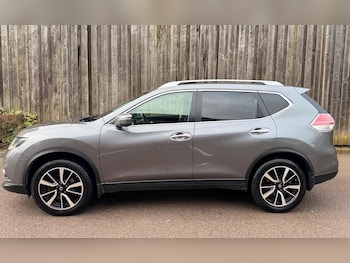 Used Nissan X-Trail 2015 for sale - 77644074: Photo