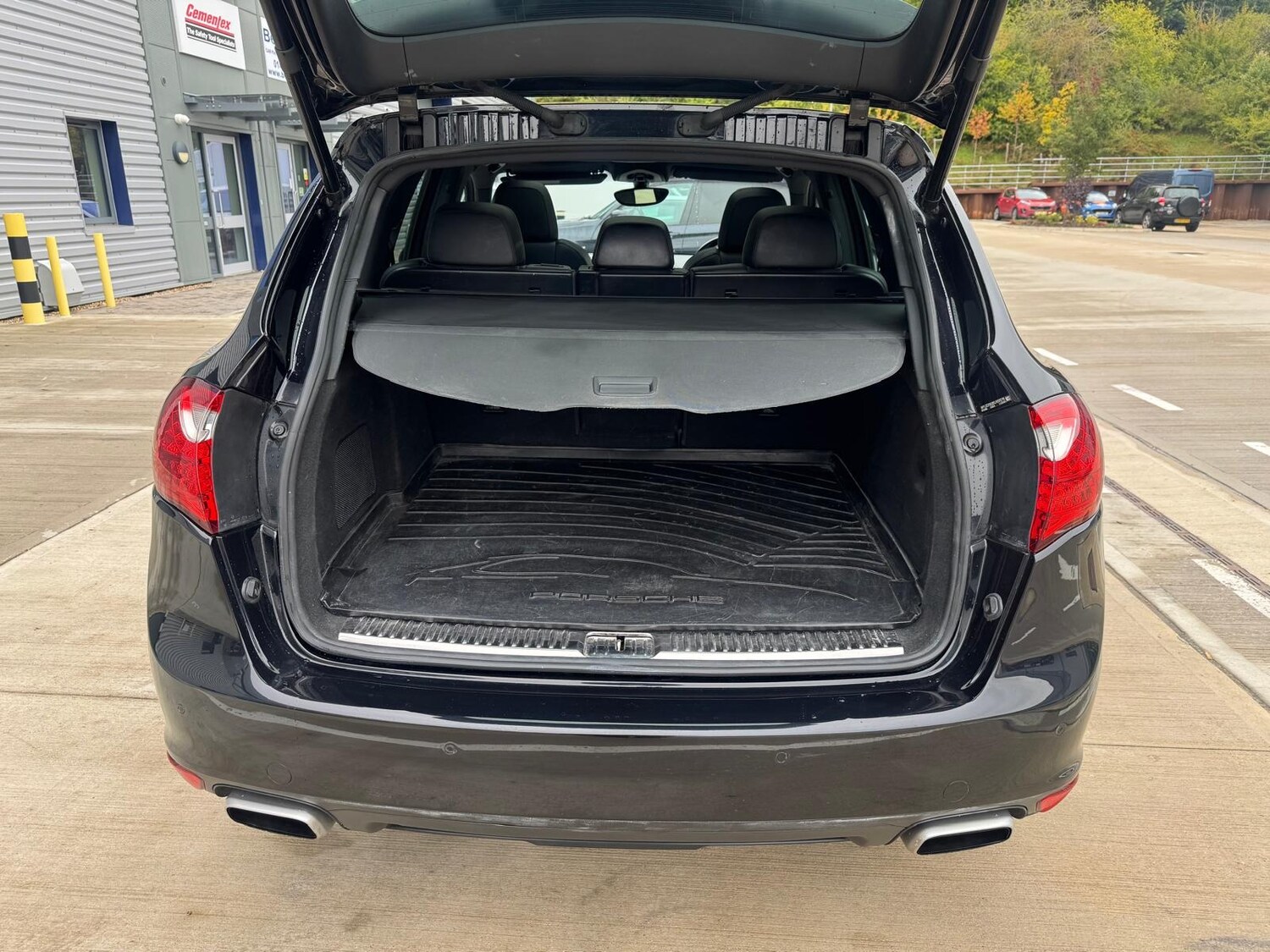 Used Porsche Cayenne 2014 for sale - 78141231: Photo 11