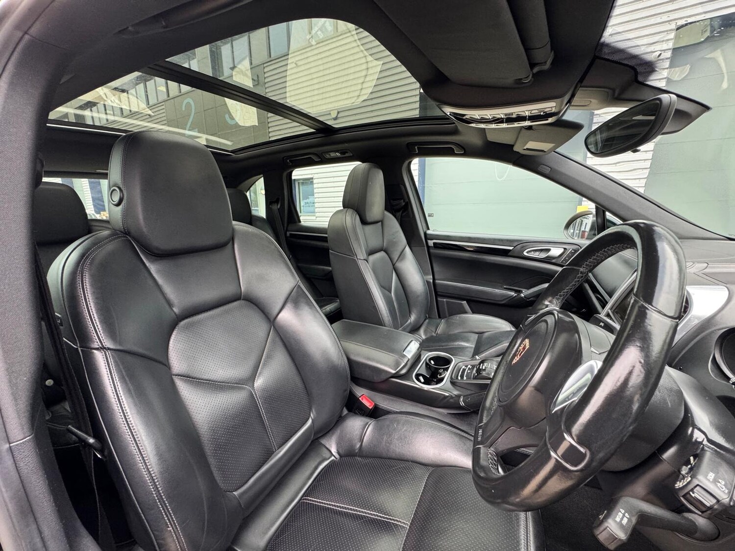 Used Porsche Cayenne 2014 for sale - 78141231: Photo 12