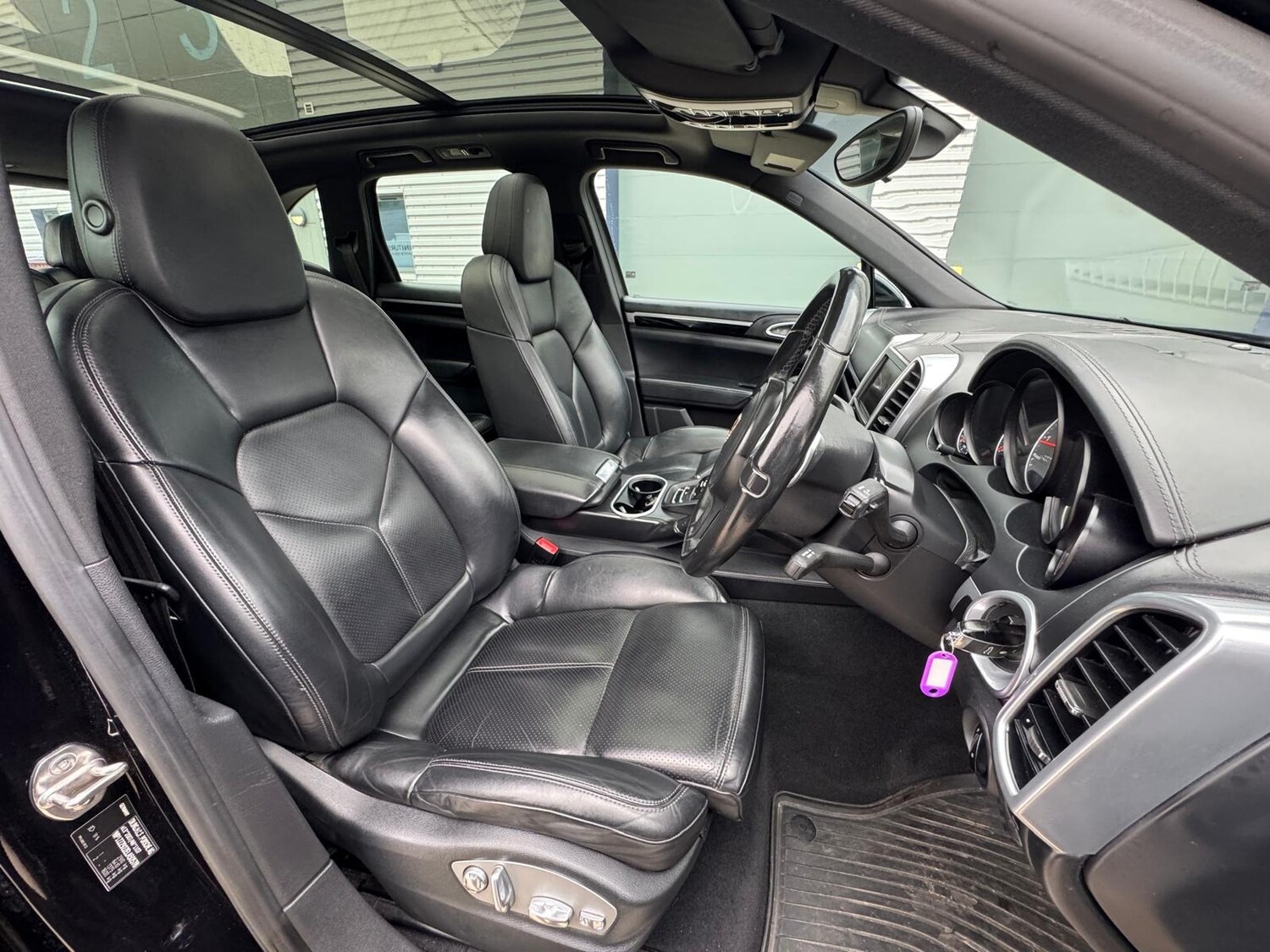 Used Porsche Cayenne 2014 for sale - 78141231: Photo 13