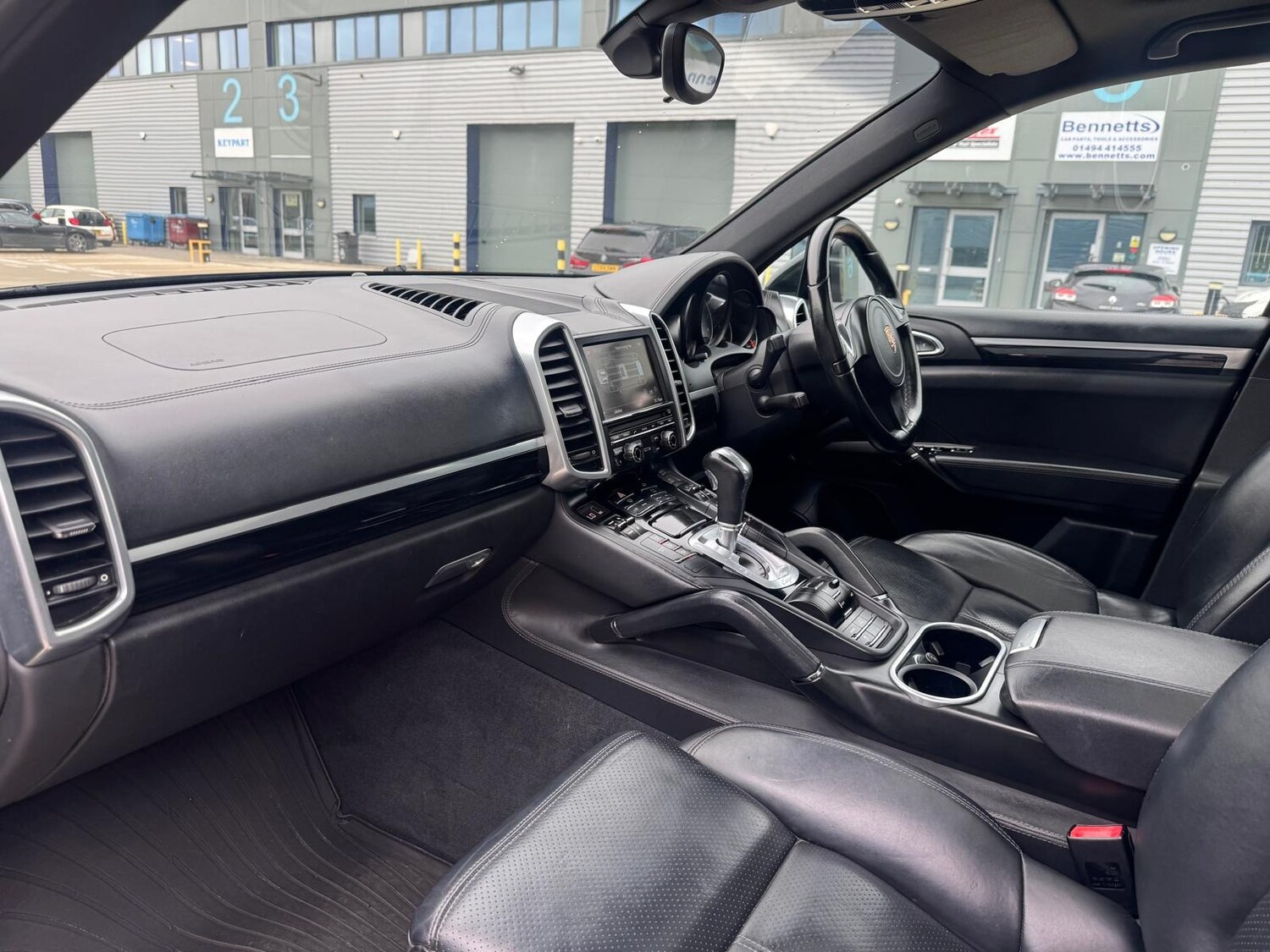 Used Porsche Cayenne 2014 for sale - 78141231: Photo 16