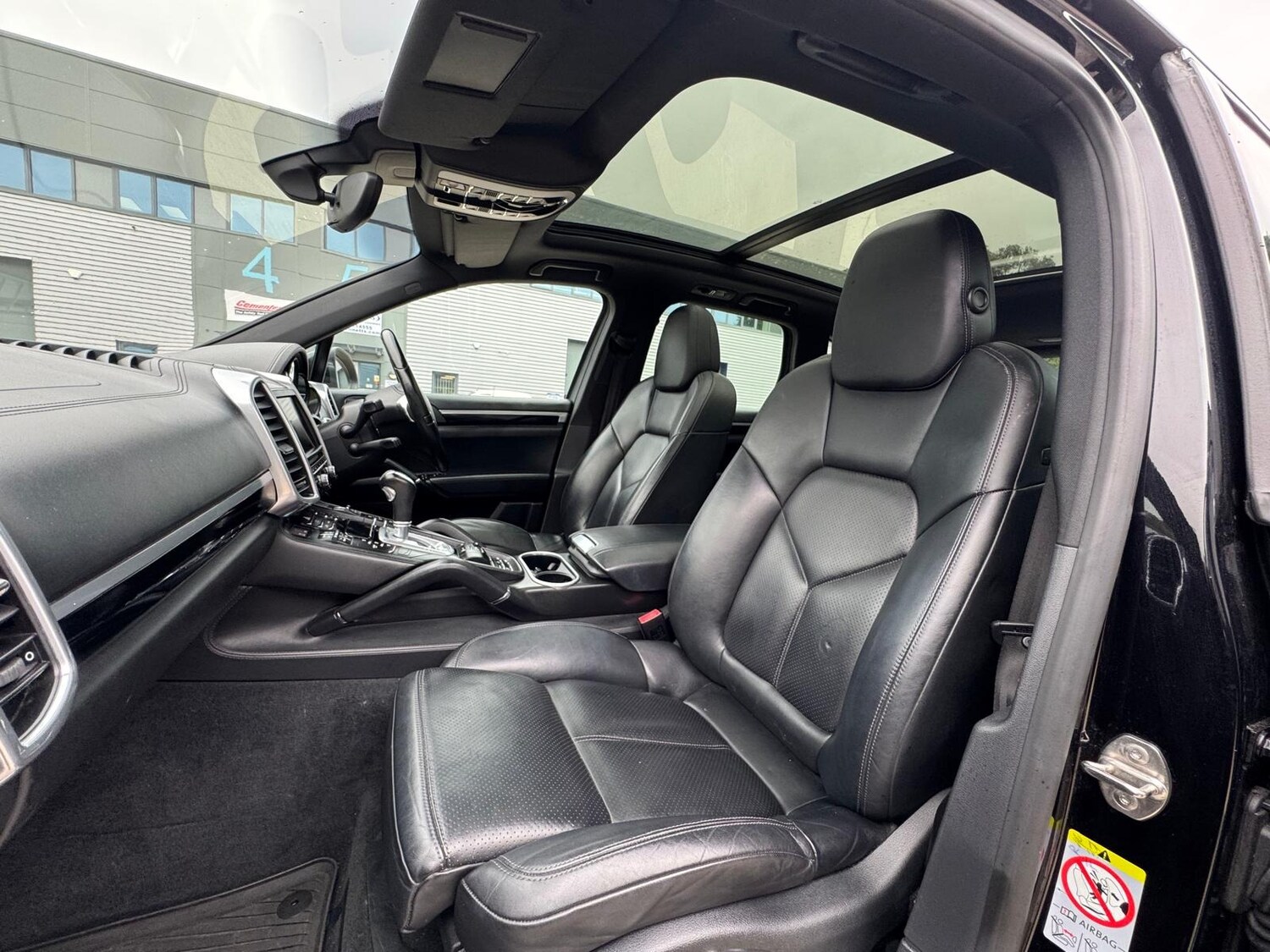 Used Porsche Cayenne 2014 for sale - 78141231: Photo 17