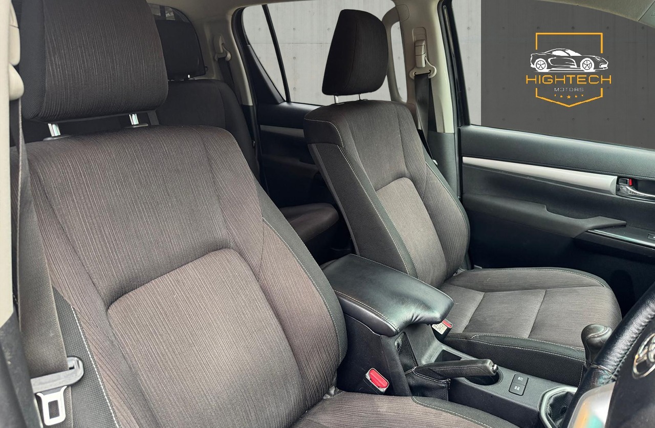 Used Toyota Hilux 2018 for sale - 76750587: Photo 12