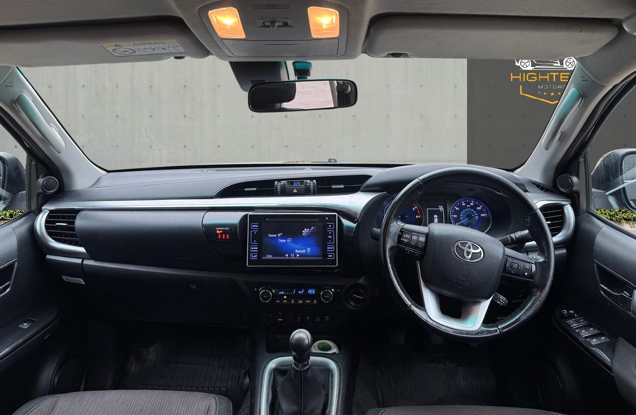Used Toyota Hilux 2018 for sale - 76750587: Photo 9