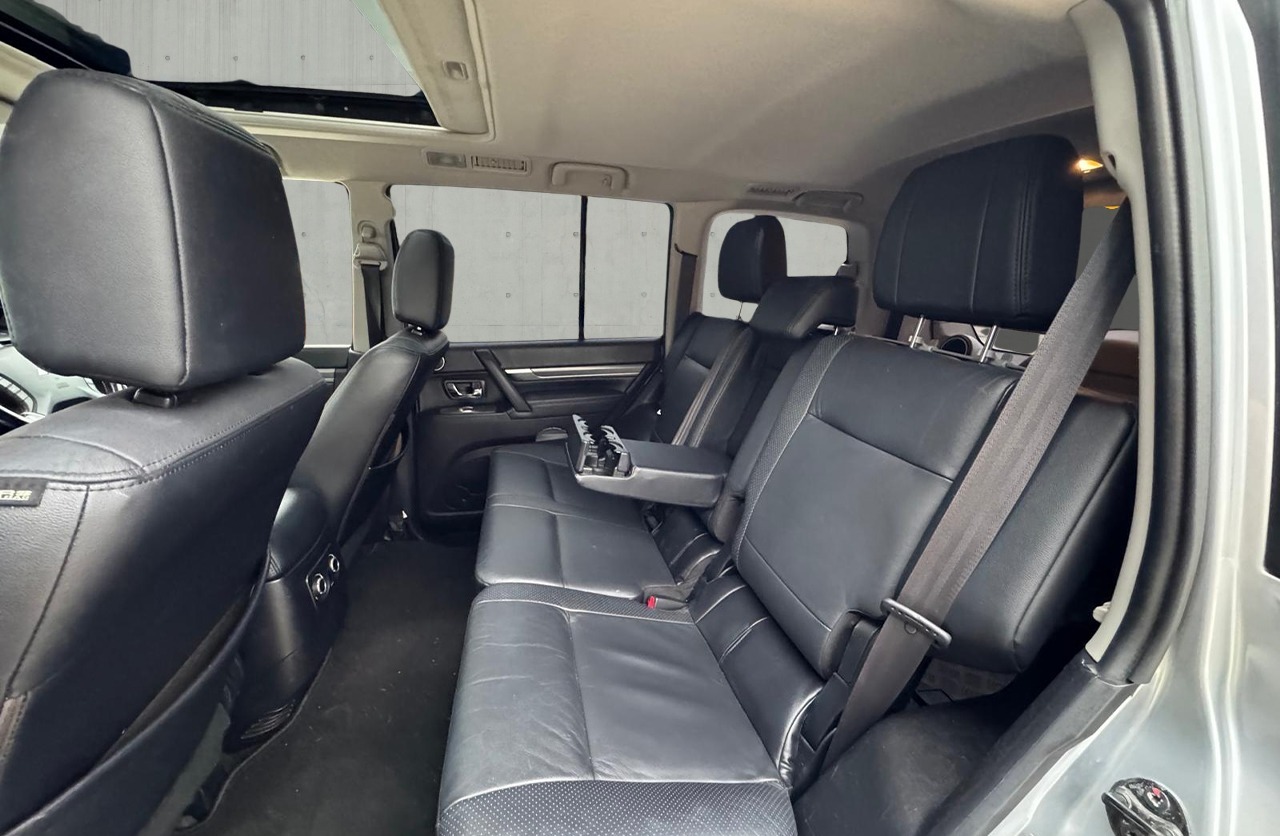 Used Mitsubishi Shogun 2010 for sale - 76591326: Photo 17