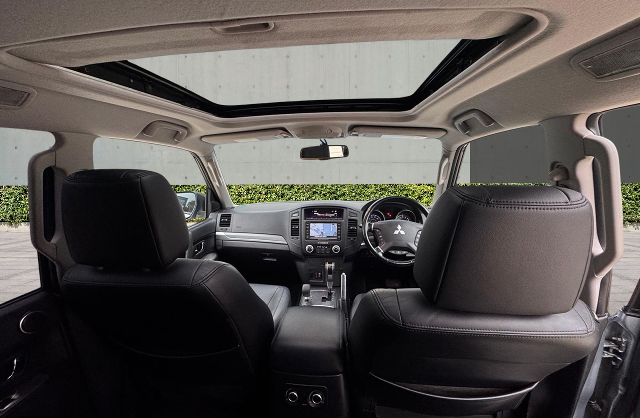 Used Mitsubishi Shogun 2010 for sale - 76591326: Photo 9