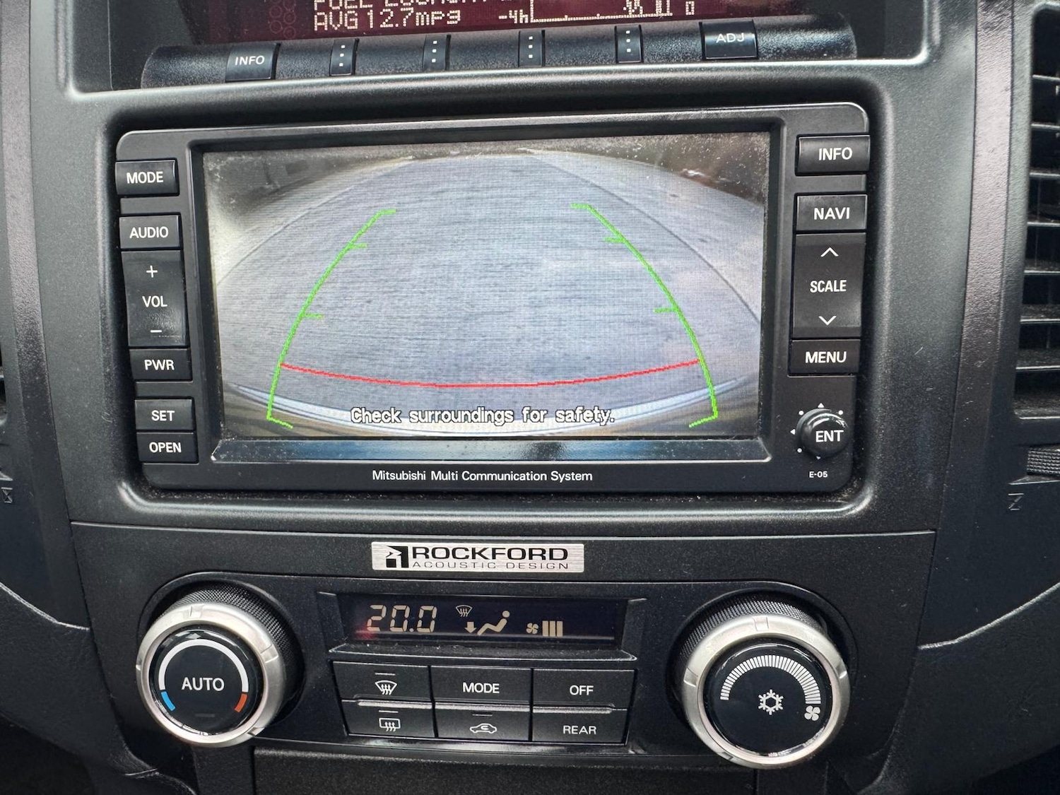 Used Mitsubishi Shogun 2010 for sale - 76030023: Photo 22