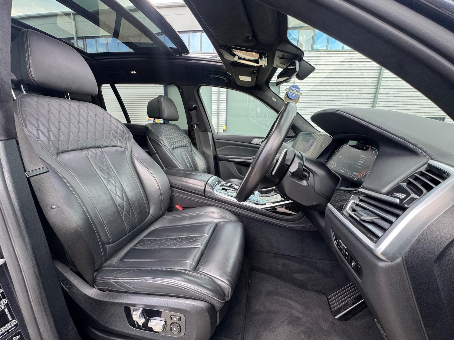 Used BMW X7 2021 for sale - 77250799: Photo 15