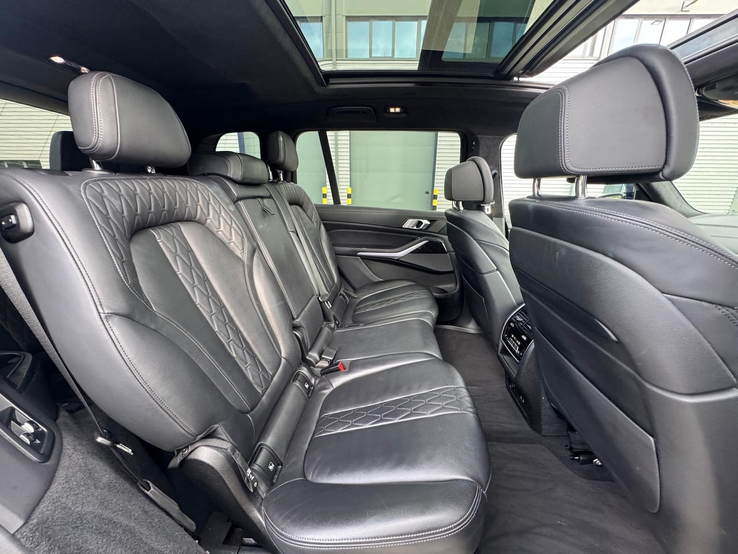 Used BMW X7 2021 for sale - 77250799: Photo 18