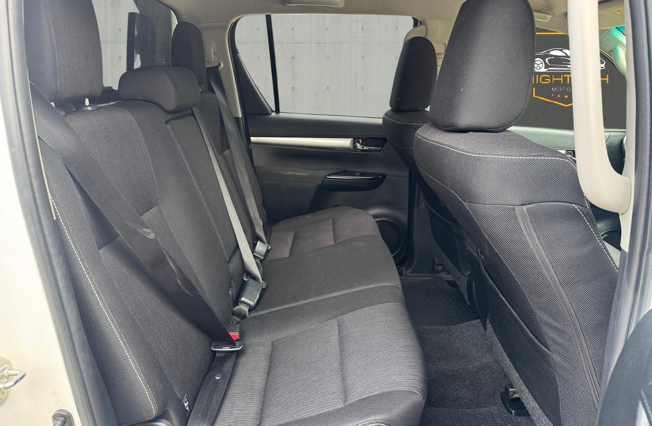 Used Toyota Hilux 2019 for sale - 77377832: Photo 12