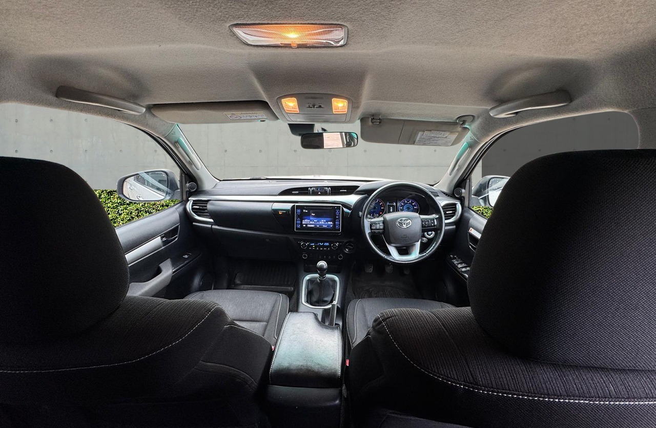 Used Toyota Hilux 2019 for sale - 77377832: Photo 9