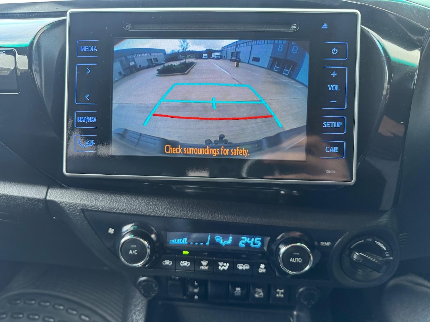 Used Toyota Hilux 2016 for sale - 78141239: Photo 12