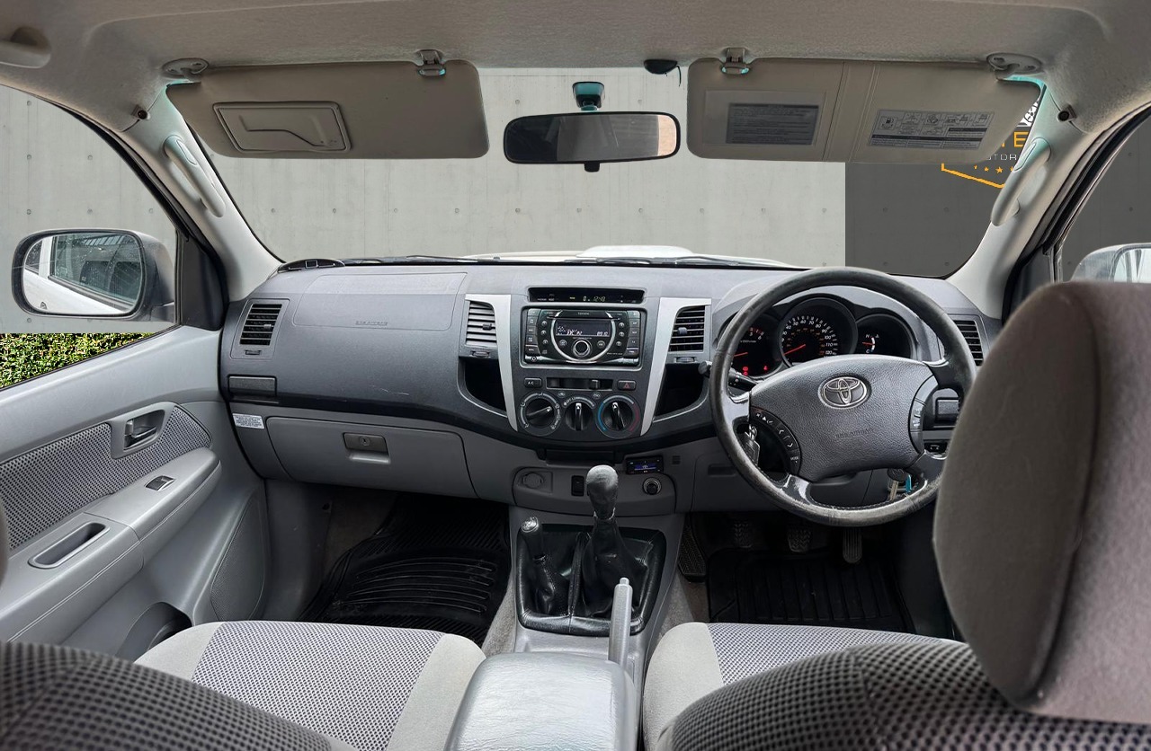 Used Toyota Hilux 2011 for sale - 77573110: Photo 10