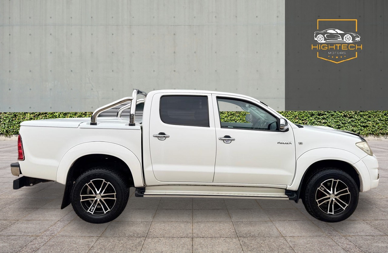 Used Toyota Hilux 2011 for sale - 77573110: Photo 8