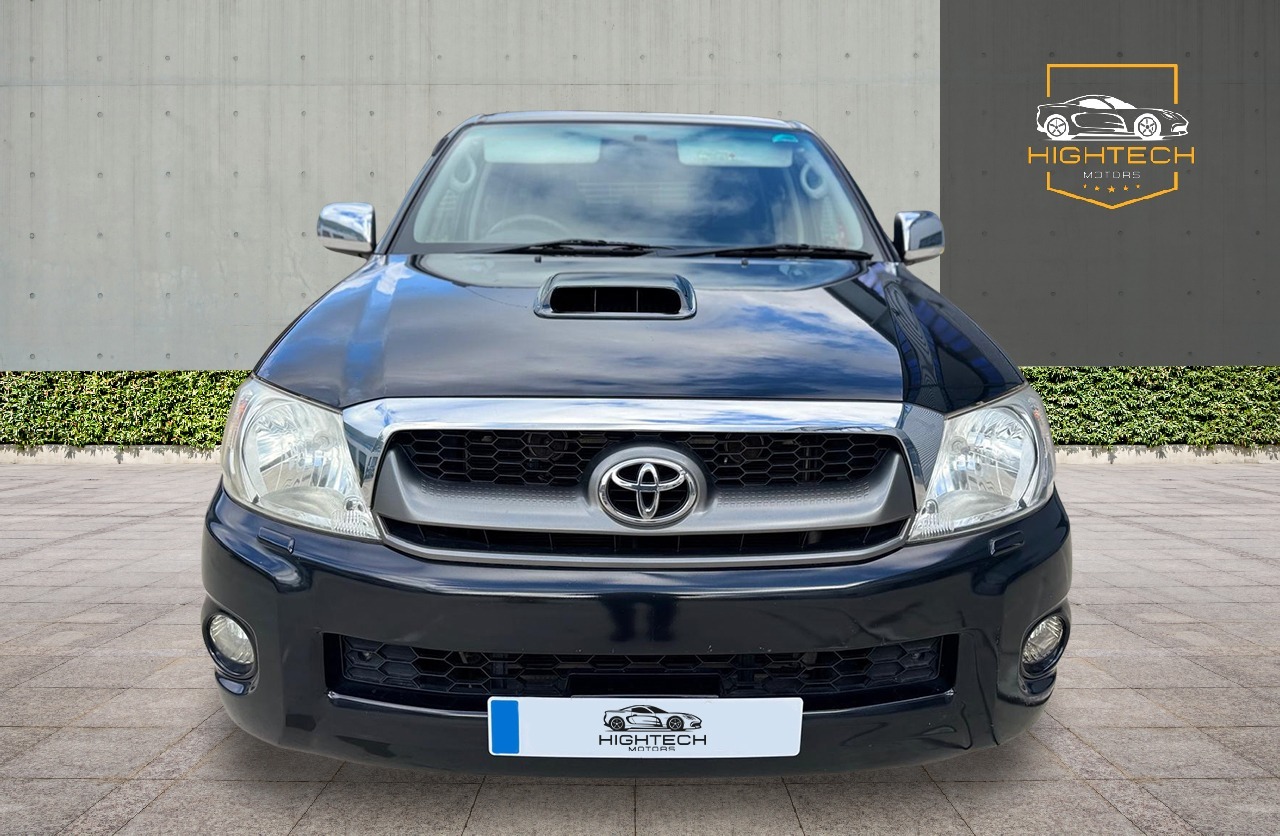 Used Toyota Hilux 2011 for sale - 76380307: Photo 2