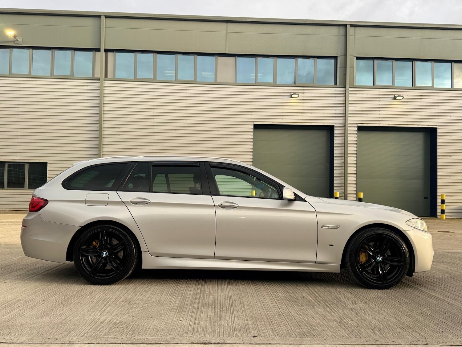 Used BMW 5 Series 2012 for sale - 77020625: Photo 4