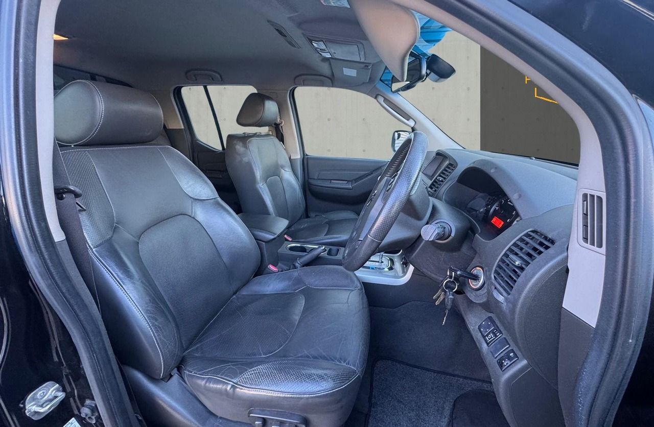 Used Nissan Navara 2014 for sale - 77129734: Photo 11