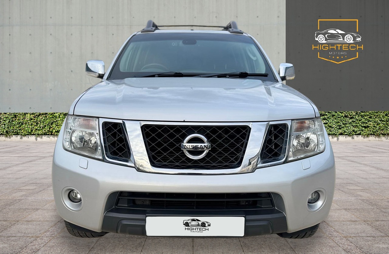 Used Nissan Navara 2011 for sale - 78219092: Photo 2