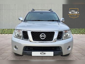 Used Nissan Navara 2011 for sale - 78219092: Photo