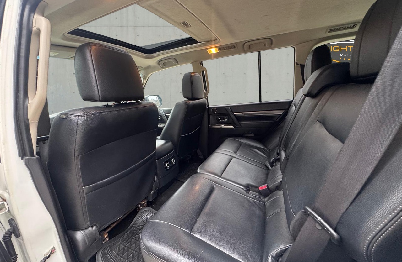 Used Mitsubishi Shogun 2016 for sale - 76590242: Photo 17